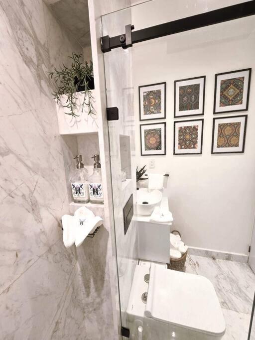 Ultimate Getaway In Luxe Apartment Mexiko-Stadt